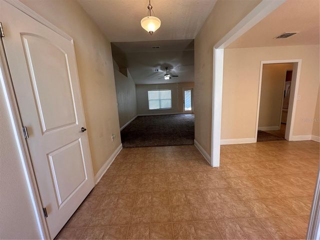 402 EDITH DRIVE, Fruitland Park, FL 34731