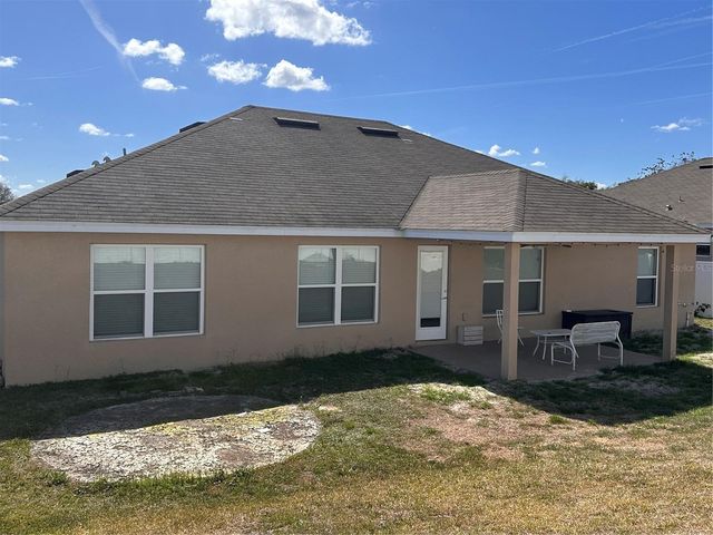 402 EDITH DRIVE, Fruitland Park, FL 34731