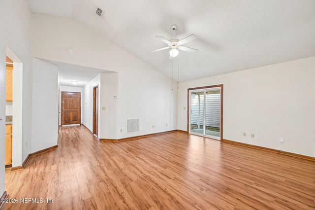 1847 MACKENZIE Court N, Middleburg, FL 32068