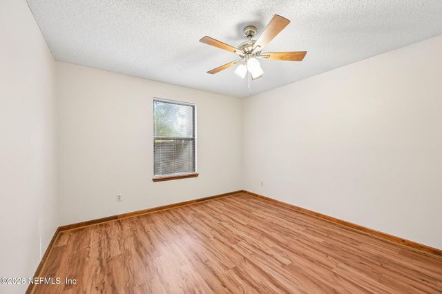 1847 MACKENZIE Court N, Middleburg, FL 32068