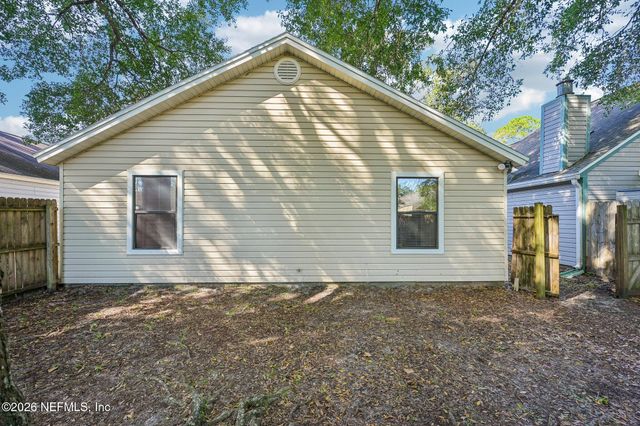 1847 MACKENZIE Court N, Middleburg, FL 32068
