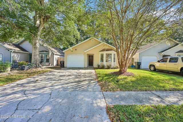 1847 MACKENZIE Court N, Middleburg, FL 32068