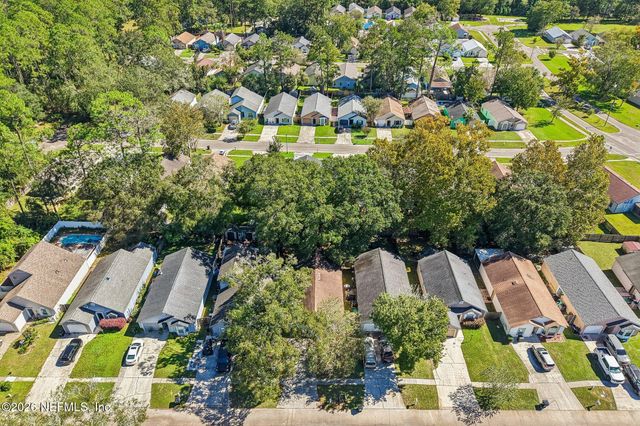 1847 MACKENZIE Court N, Middleburg, FL 32068