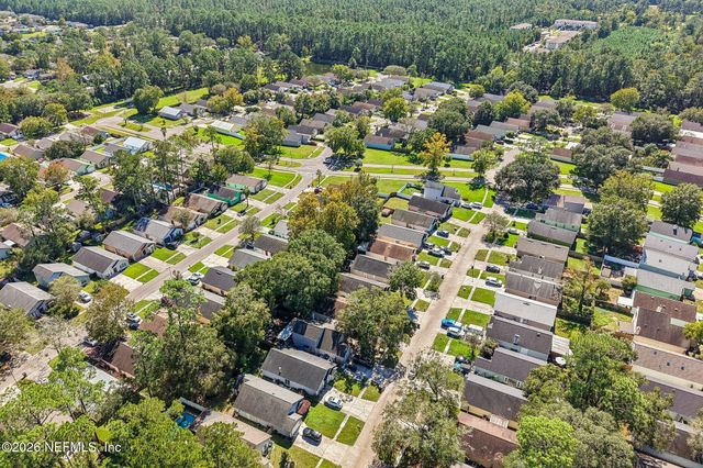 1847 MACKENZIE Court N, Middleburg, FL 32068