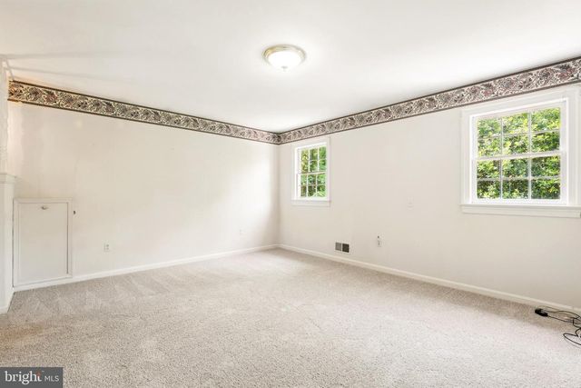 9421 BEAUREGARD AVE, Manassas, VA 20110