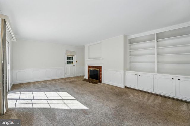9421 BEAUREGARD AVE, Manassas, VA 20110