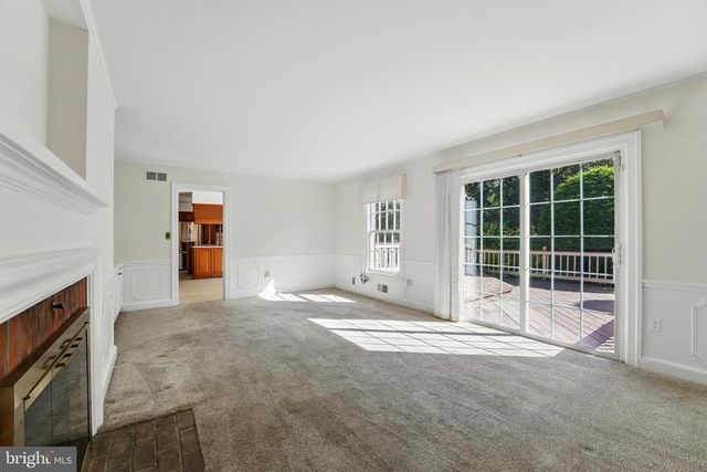 9421 BEAUREGARD AVE, Manassas, VA 20110