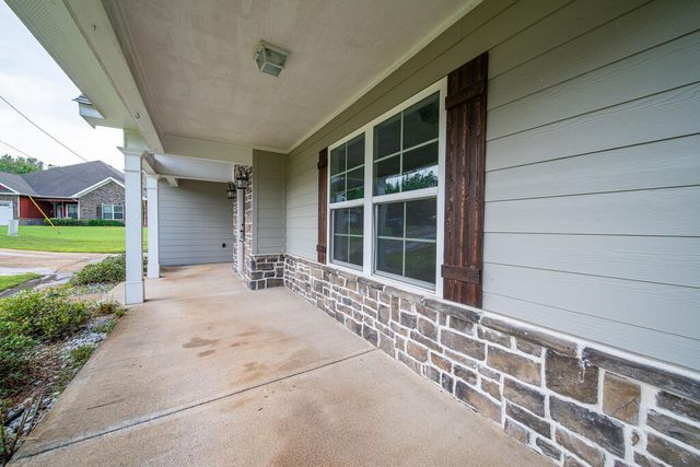 250 Lee Road 2207, Salem, AL 36874