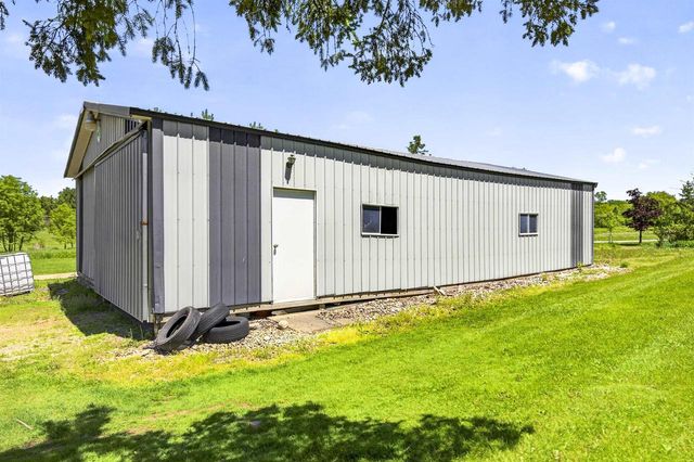 N978 NORTH ROAD, Hortonville, WI 54944