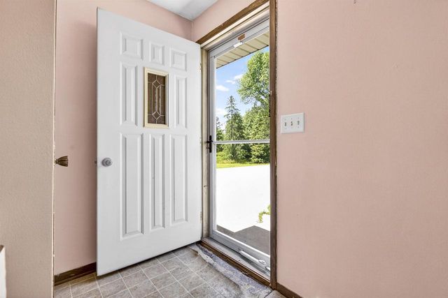 N978 NORTH ROAD, Hortonville, WI 54944