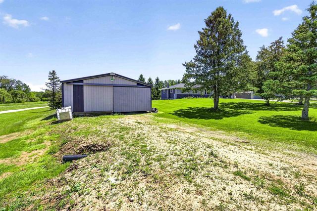N978 NORTH ROAD, Hortonville, WI 54944