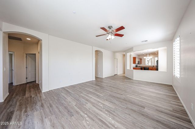 12679 W LOWDEN Road, Peoria, AZ 85383