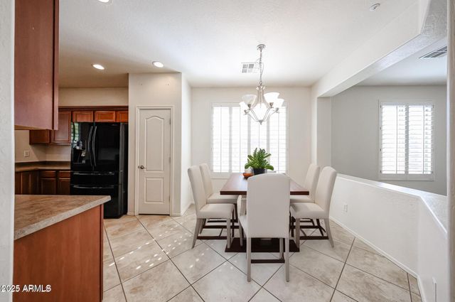 12679 W LOWDEN Road, Peoria, AZ 85383