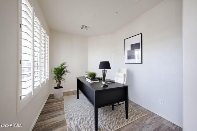 12679 W LOWDEN Road, Peoria, AZ 85383