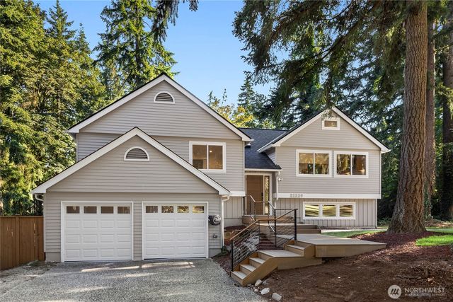 21229 NE 14th Place, Sammamish, WA 98074
