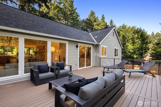 21229 NE 14th Place, Sammamish, WA 98074