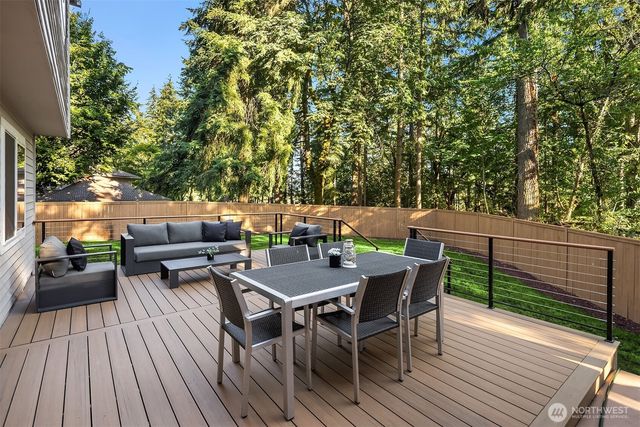 21229 NE 14th Place, Sammamish, WA 98074