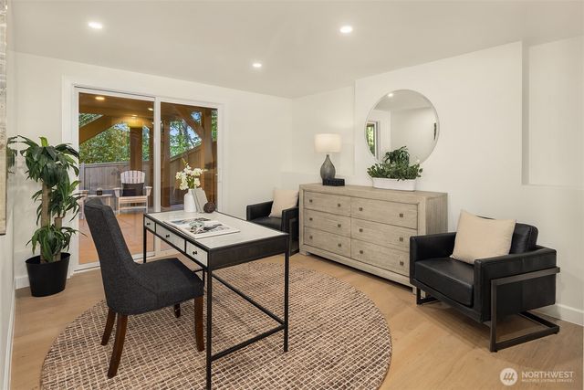21229 NE 14th Place, Sammamish, WA 98074