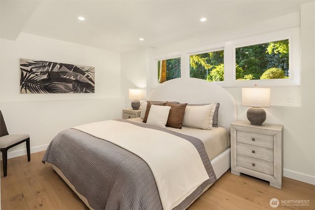 21229 NE 14th Place, Sammamish, WA 98074