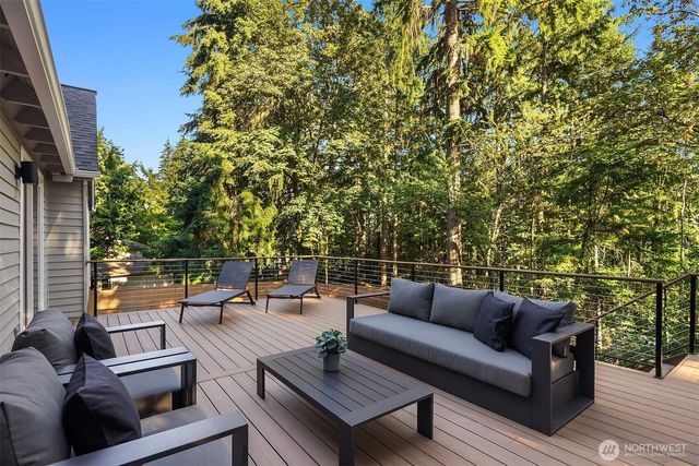 21229 NE 14th Place, Sammamish, WA 98074
