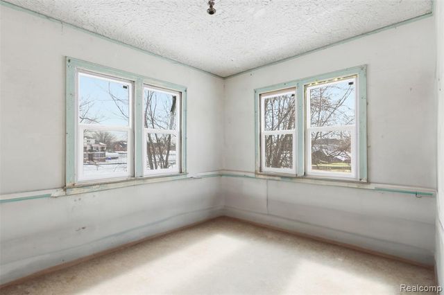 2952 Elmhurst Street, Detroit, MI 48206