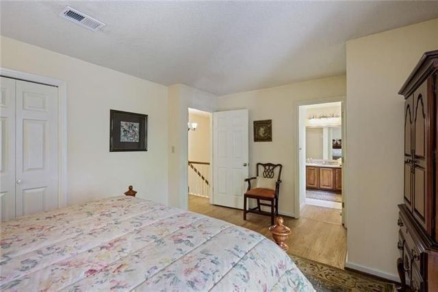 175 Riverview Trail, Roswell, GA 30075