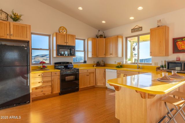 5975 W AURORA HILLS Road, Morristown, AZ 85342