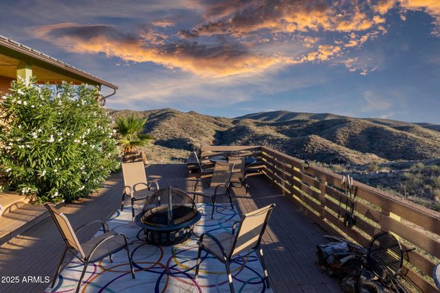 5975 W AURORA HILLS Road, Morristown, AZ 85342