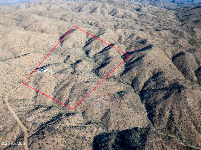 5975 W AURORA HILLS Road, Morristown, AZ 85342