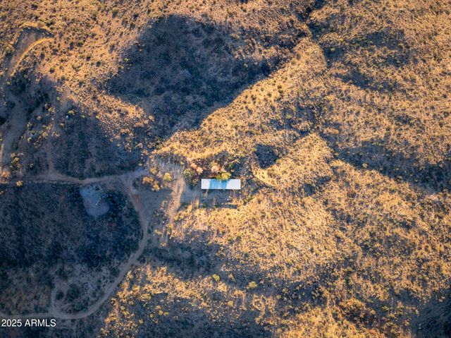 5975 W AURORA HILLS Road, Morristown, AZ 85342