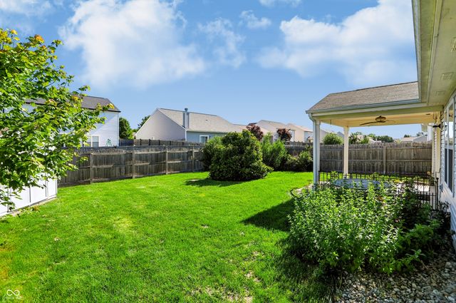 3442 Enclave Lane, Greenwood, IN 46143