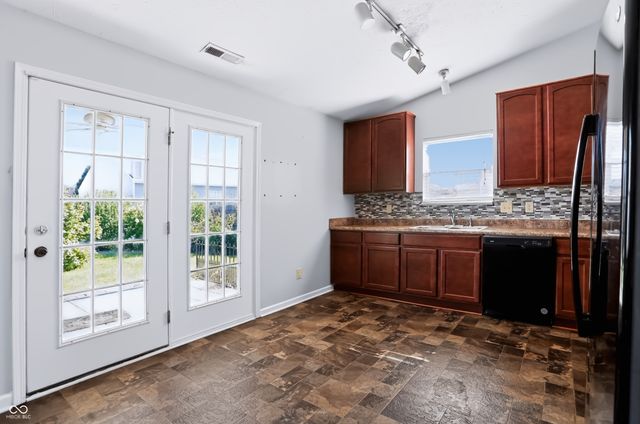 3442 Enclave Lane, Greenwood, IN 46143