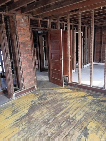 416 E Creighton Avenue, Fort Wayne, IN 46803