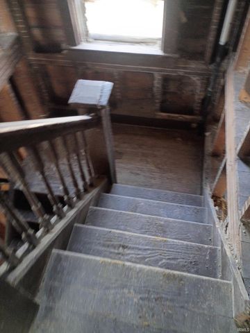 416 E Creighton Avenue, Fort Wayne, IN 46803