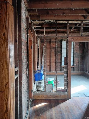 416 E Creighton Avenue, Fort Wayne, IN 46803