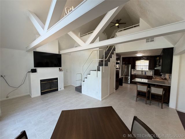 60 N Timberlane Cove Road, Cleveland, OK 74020