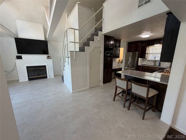 60 N Timberlane Cove Road, Cleveland, OK 74020