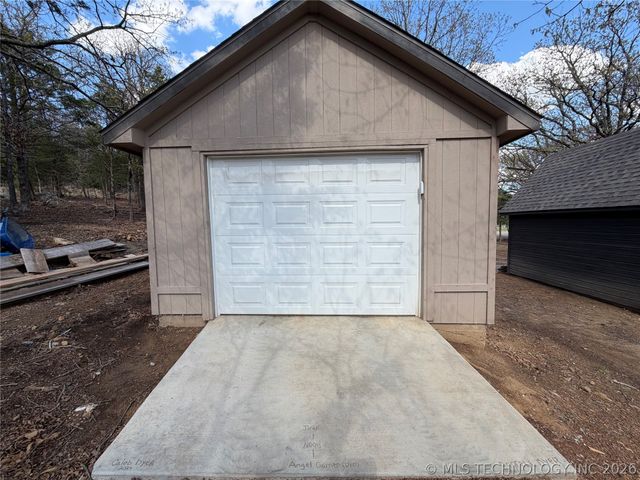 60 N Timberlane Cove Road, Cleveland, OK 74020