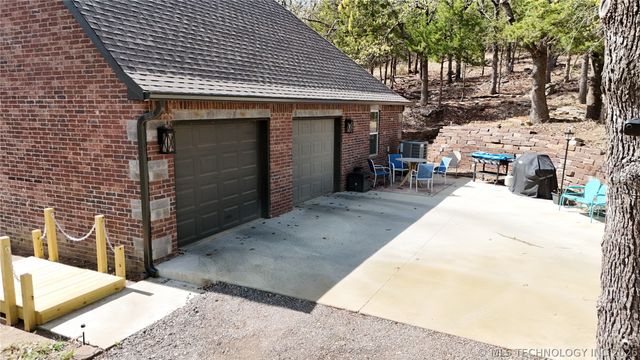 60 N Timberlane Cove Road, Cleveland, OK 74020
