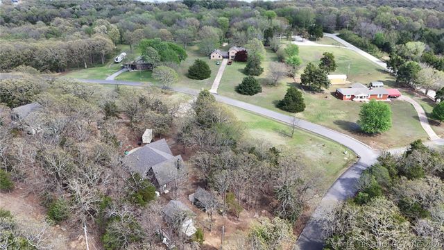 60 N Timberlane Cove Road, Cleveland, OK 74020