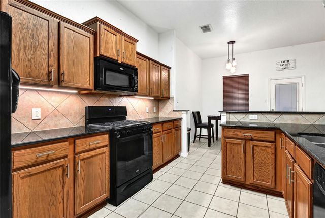 21300 Heritage Forest Lane, Porter, TX 77365