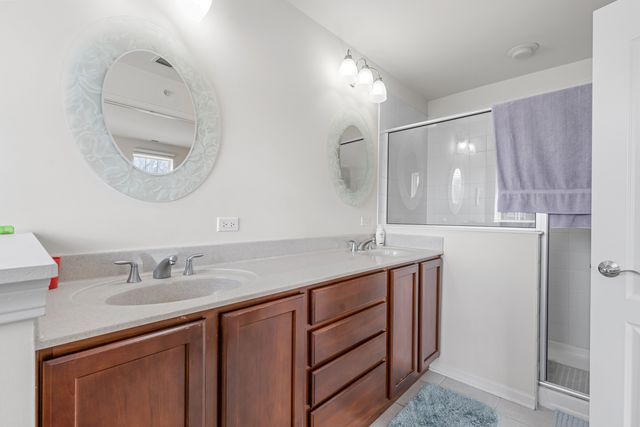 112 Enclave Drive, Mount Prospect, IL 60056