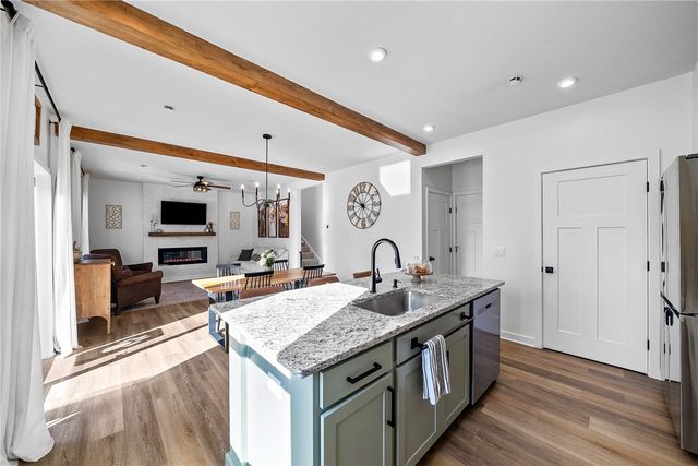 125 Hidden Springs Dr, Connoquenessing Boro, PA 16053