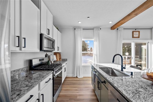 125 Hidden Springs Dr, Connoquenessing Boro, PA 16053