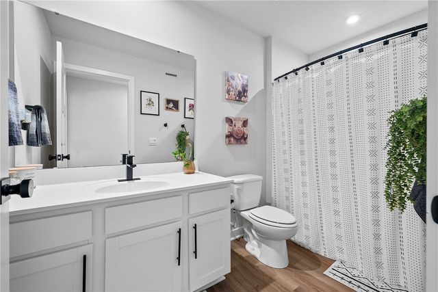 125 Hidden Springs Dr, Connoquenessing Boro, PA 16053