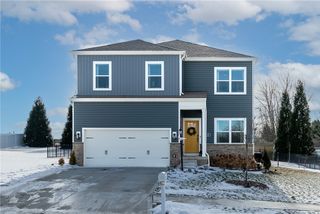 125 Hidden Springs Dr, Connoquenessing Boro, PA 16053