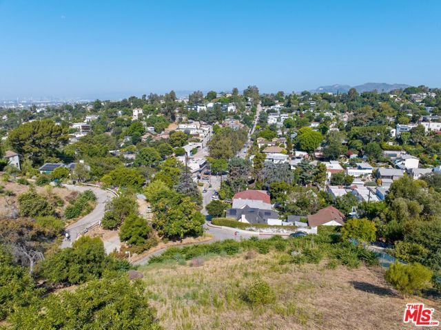 2100 Avon Street, Los Angeles, CA 90026