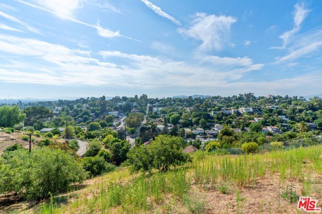 2100 Avon Street, Los Angeles, CA 90026