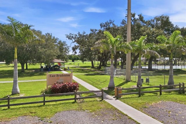 3021 14TH STREET E, Bradenton, FL 34208