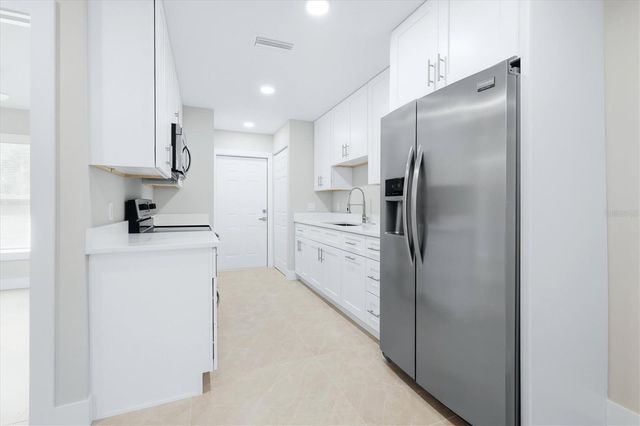 3021 14TH STREET E, Bradenton, FL 34208